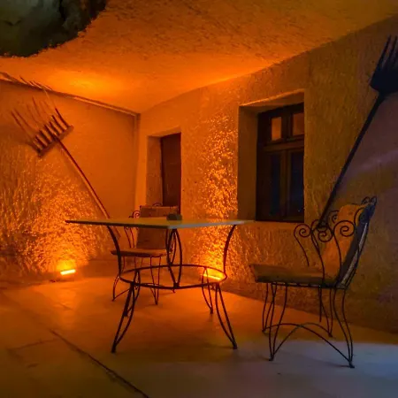 Milagre Cave Cappadocia 2* 格雷梅