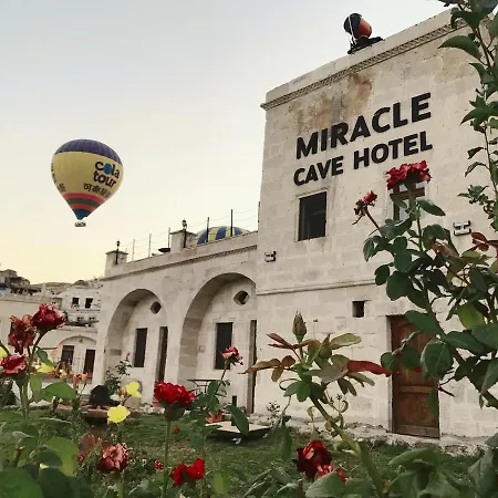 ホテル Milagre Cave Cappadocia